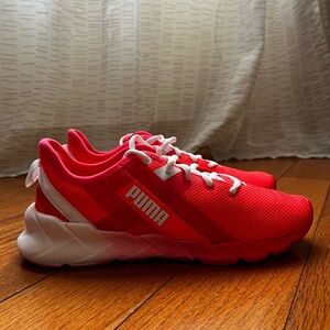 PUMA Weave XT Fade Pink